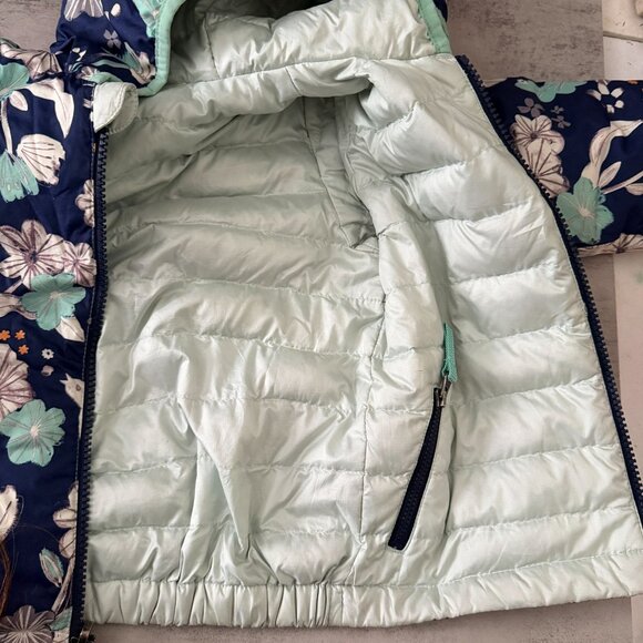 Patagonia Child's Reversible Down Puffer Jacket Hood Blue Floral No Size Tag 2T - Picture 5 of 13